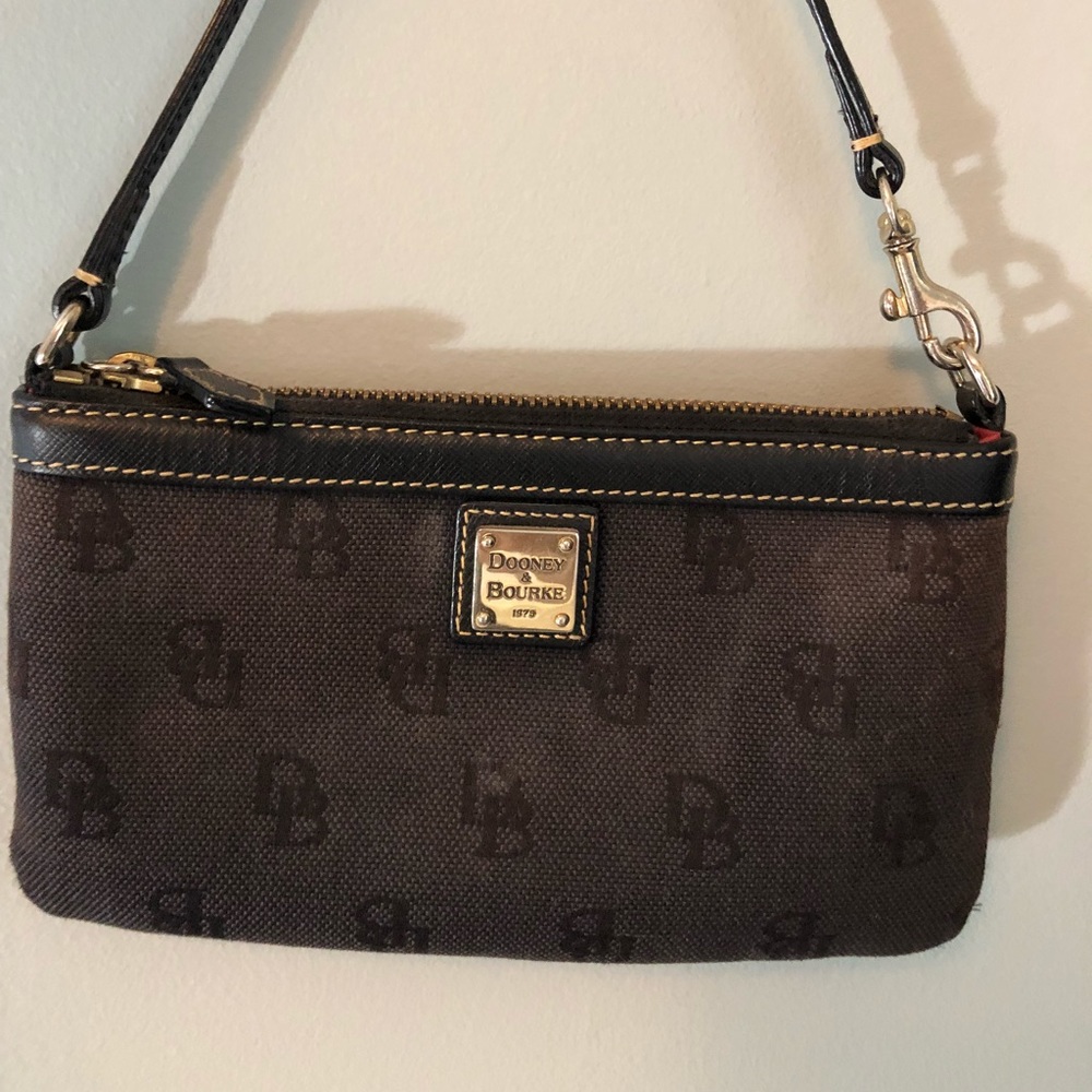 Dooney & Bourke wallet clutch wristlet